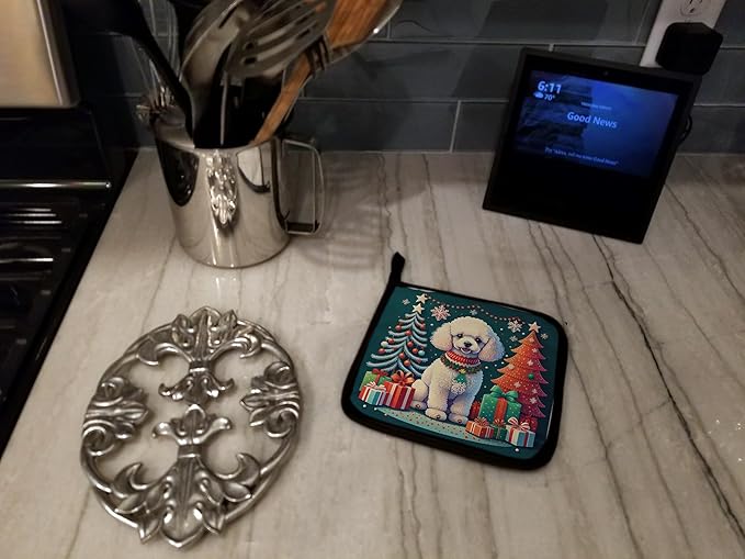 Caroline's Treasures White Toy Poodle Christmas Pair of Pot Holders Kitchen Heat Resistant Pot Holders Sets Oven Hot Pads for Cooking Baking BBQ, 7 1/2 x 7 1/2