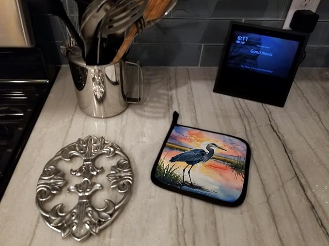 Caroline's Treasures Blue Heron Setting Sun Pair of Pot Holders Kitchen Heat Resistant Pot Holders Sets Oven Hot Pads for Cooking Baking BBQ, 7 1/2 x 7 1/2