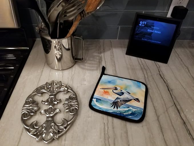 Caroline's Treasures Pelican Soaring Pair of Pot Holders Kitchen Heat Resistant Pot Holders Sets Oven Hot Pads for Cooking Baking BBQ, 7 1/2 x 7 1/2