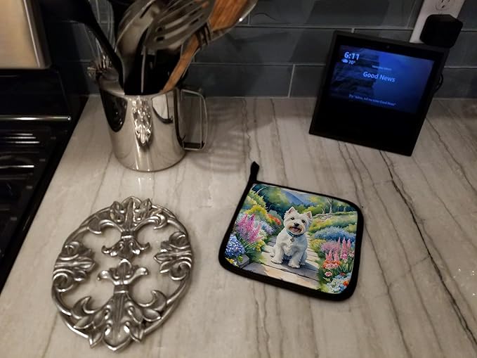 Caroline's Treasures Westie Spring Path Pair of Pot Holders Kitchen Heat Resistant Pot Holders Sets Oven Hot Pads for Cooking Baking BBQ, 7 1/2 x 7 1/2