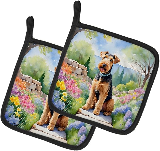 Caroline's Treasures Airedale Terrier Spring Garden Pair of Pot Holders Kitchen Heat Resistant Pot Holders Sets Oven Hot Pads for Cooking Baking BBQ, 7 1/2 x 7 1/2