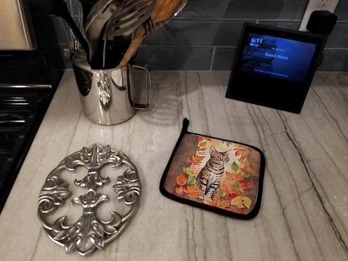 Caroline's Treasures Ocicat Cat in Fall Leaves Pair of Pot Holders Kitchen Heat Resistant Pot Holders Sets Oven Hot Pads for Cooking Baking BBQ, 7 1/2 x 7 1/2