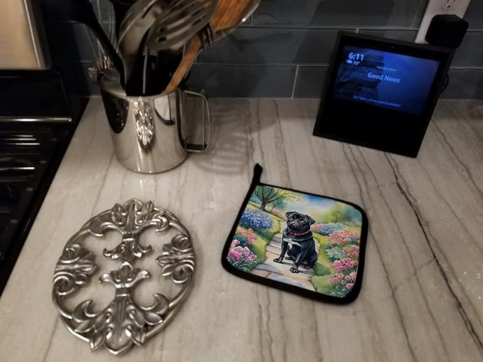 Caroline's Treasures Black Pug Spring Path Pair of Pot Holders Kitchen Heat Resistant Pot Holders Sets Oven Hot Pads for Cooking Baking BBQ, 7 1/2 x 7 1/2