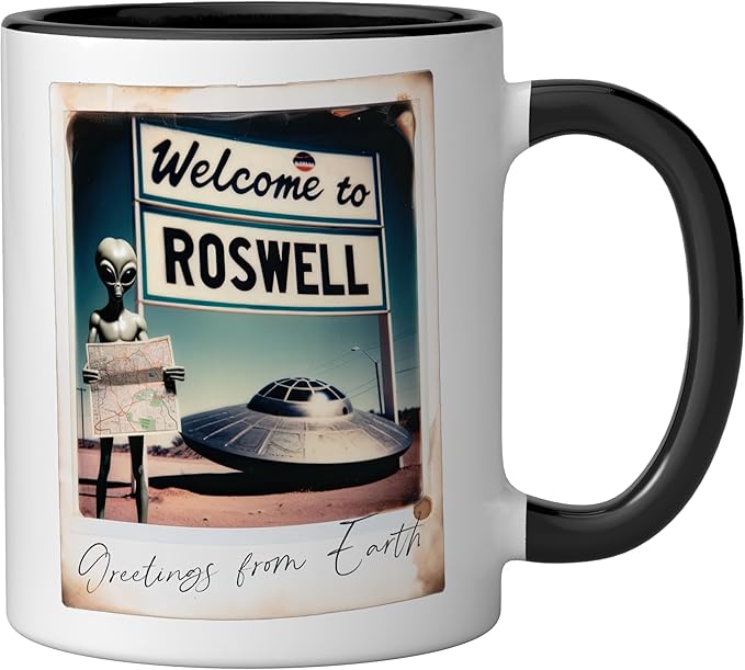 Vintage Alien UFO Crash At Roswell 1947 Photo Ceramic Mug, Black/White