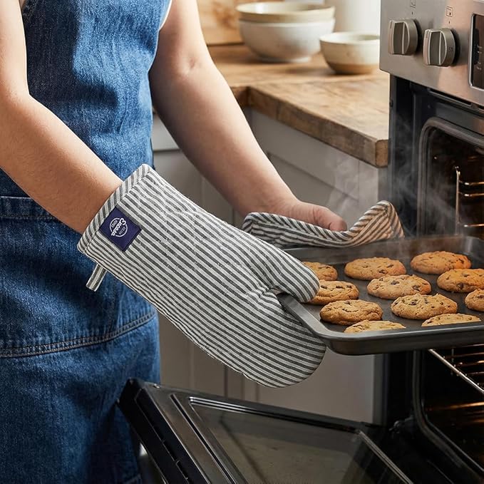 Encasa XO Heat Resistant 100% Cotton Oven Glove & Potholder Set with Loop, Kitchen Cooking Mittens, Microwave Safe Hot Pads (Ticking Black)