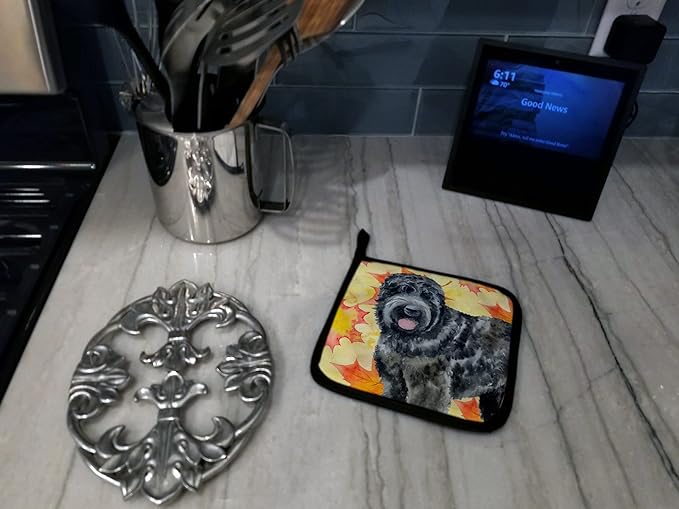 Caroline's Treasures BB9938PTHD Black Russian Terrier Fall Pair of Pot Holders, Yellow Kitchen Heat Resistant Pot Holders Sets Oven Hot Pads for Cooking Baking BBQ, 7 1/2 x 7 1/2