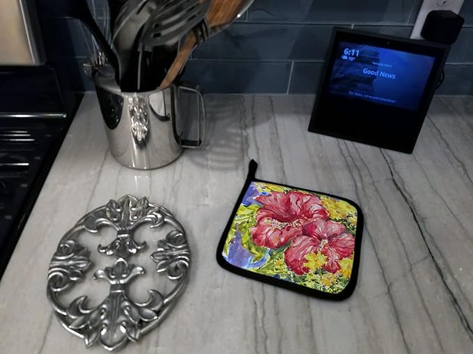 Caroline's Treasures 6056PTHD Flower - Hibiscus Pair of Pot Holders Kitchen Heat Resistant Pot Holders Sets Oven Hot Pads for Cooking Baking BBQ, 7 1/2 x 7 1/2