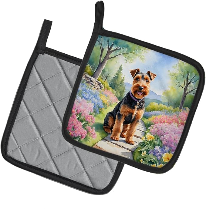 Caroline's Treasures Welsh Terrier Spring Path Pair of Pot Holders Kitchen Heat Resistant Pot Holders Sets Oven Hot Pads for Cooking Baking BBQ, 7 1/2 x 7 1/2