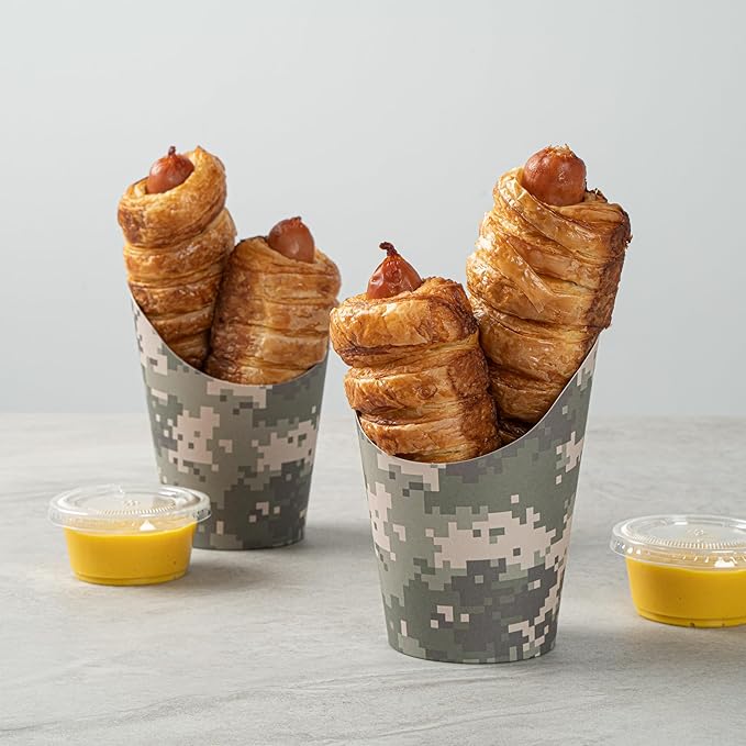 Restaurantware-Bio Tek 12 Ounce French Fry Containers, 100 Disposable Charcuterie Cups - Incline Design, Round, Camouflage Paper French Fry Cups, Stackable, For Waffles, Chips, or Popcorn