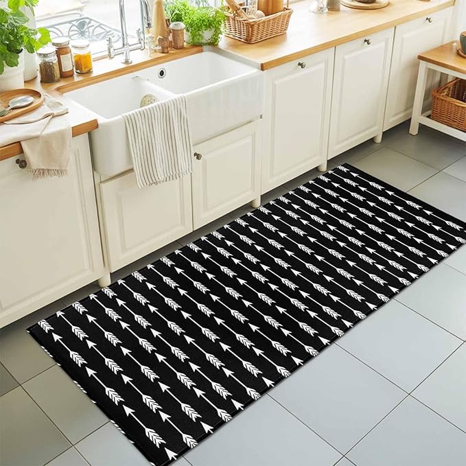 Runner Rug for Bedroom Hallway, Tribal Style Arrows Pattern Kitchen Runner Rugs Area Rug 2x6ft, Black Background Washable Soft Floor Carpet for Entryway Stair