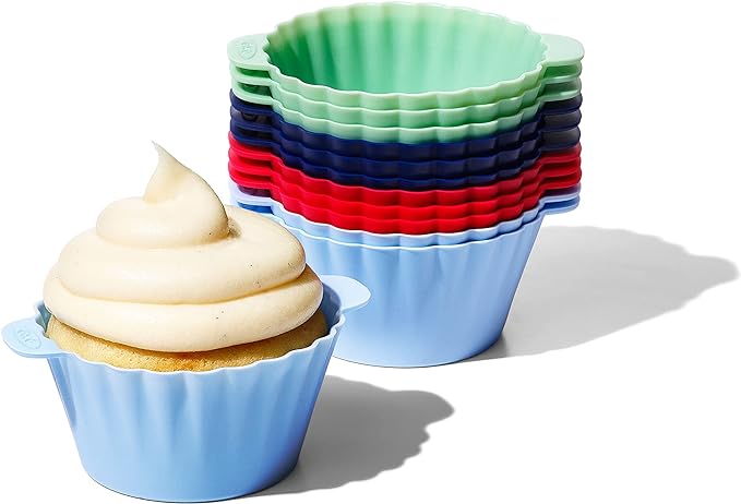 OXO Good Grips Silicone Baking Cups, Pack of 12, Reusable, BPA-Free, Dishwasher Safe, Non-Stick, Food Grade, Cupcake Cups, Muffin Cups, Cupcake Liners, Muffin Liners