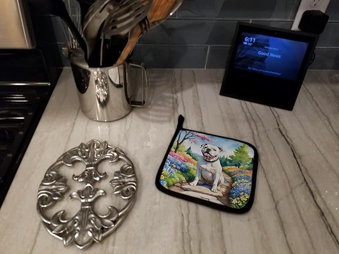 Caroline's Treasures American Bulldog Spring Garden Pair of Pot Holders Kitchen Heat Resistant Pot Holders Sets Oven Hot Pads for Cooking Baking BBQ, 7 1/2 x 7 1/2