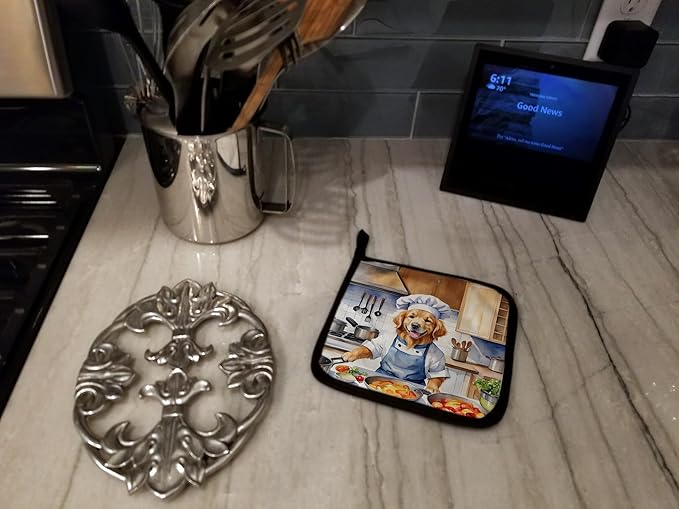 Caroline's Treasures Golden Retriever The Chef Pair of Pot Holders Kitchen Heat Resistant Pot Holders Sets Oven Hot Pads for Cooking Baking BBQ, 7 1/2 x 7 1/2