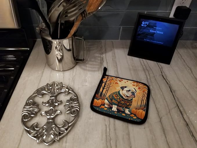 Caroline's Treasures DAC1030PTHD White English Bulldog Fall Pair of Pot Holders Kitchen Heat Resistant Pot Holders Sets Oven Hot Pads for Cooking Baking BBQ, 7 1/2 x 7 1/2