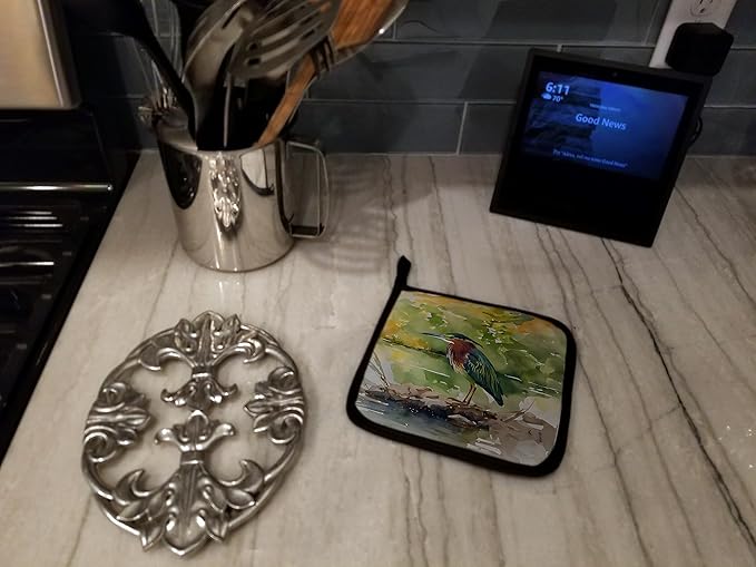 Caroline's Treasures Green Heron Pair of Pot Holders Kitchen Heat Resistant Pot Holders Sets Oven Hot Pads for Cooking Baking BBQ, 7 1/2 x 7 1/2