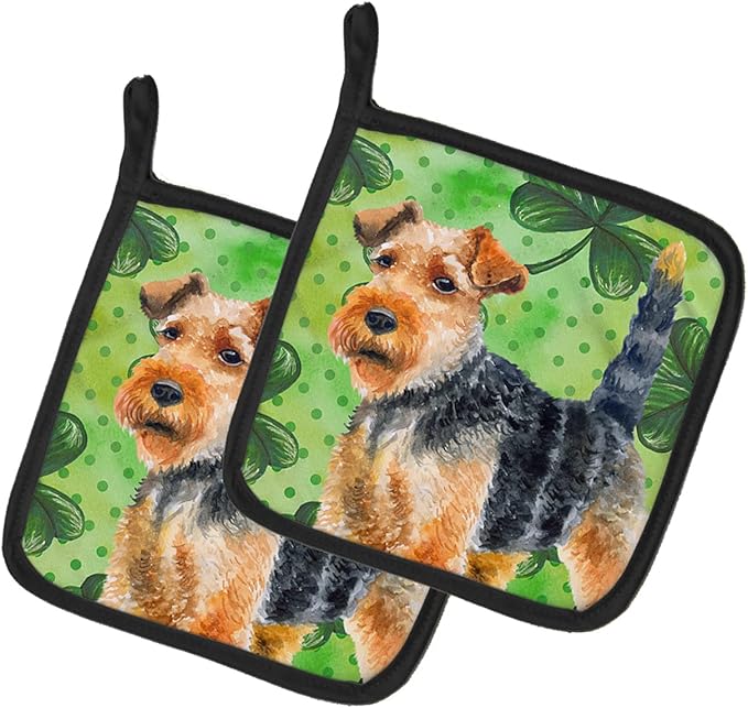 Caroline's Treasures BB9874PTHD Welsh Terrier St Patrick's Pair of Pot Holders, Green Kitchen Heat Resistant Pot Holders Sets Oven Hot Pads for Cooking Baking BBQ, 7 1/2 x 7 1/2