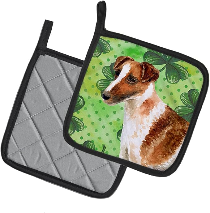 Caroline's Treasures BB9821PTHD Smooth Fox Terrier St Patrick's Pair of Pot Holders, Green Kitchen Heat Resistant Pot Holders Sets Oven Hot Pads for Cooking Baking BBQ, 7 1/2 x 7 1/2