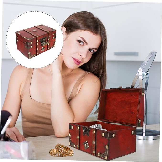 Sturdy Vintage Jewelry Storage Box Lockable Treasure Chest Desktop Organizing Basket