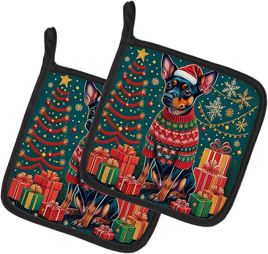 Caroline's Treasures Miniature Pinscher Christmas Pair of Pot Holders Kitchen Heat Resistant Pot Holders Sets Oven Hot Pads for Cooking Baking BBQ, 7 1/2 x 7 1/2