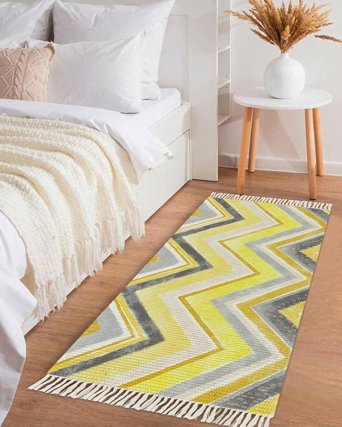 Kitchen Runner Rugs, Yellow Gray Gradient Zigzag Stripe 2'x5' Throw Rug with Tassels, Nordic Style Abstract Art Washable Soft Floor Carpet Runner for Hallway Bedroom Bathroom Laundry Room
