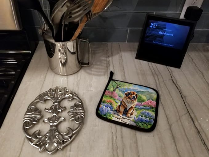 Caroline's Treasures Tibetan Mastiff Spring Path Pair of Pot Holders Kitchen Heat Resistant Pot Holders Sets Oven Hot Pads for Cooking Baking BBQ, 7 1/2 x 7 1/2
