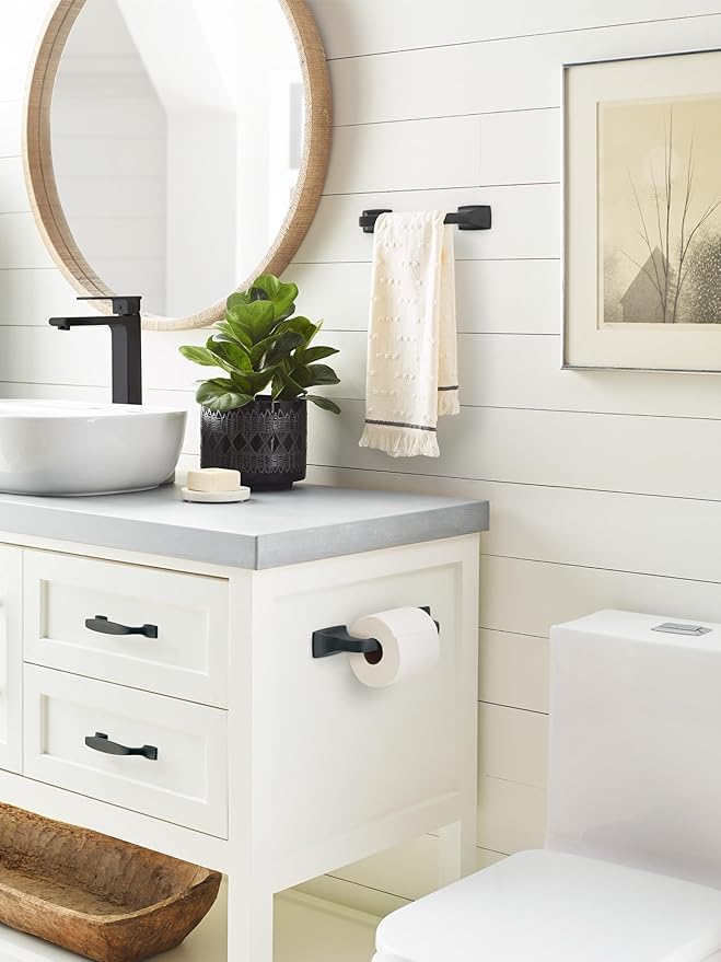 Amerock Highland Ridge Matte Black 9 inch (229mm) Towel Bar, BH36015MB