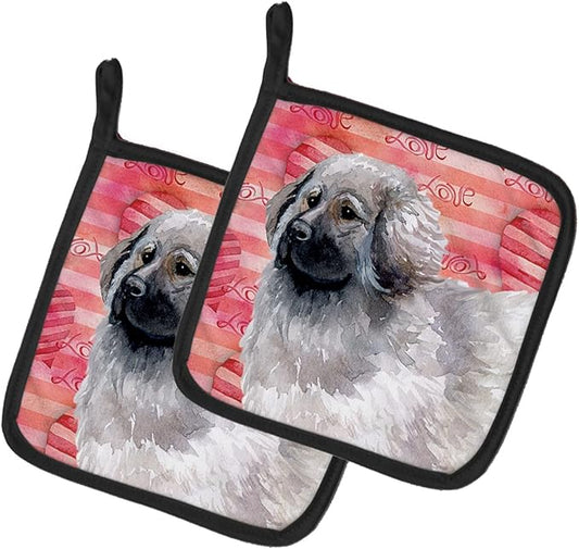 Caroline's Treasures BB9760PTHD Moscow Watchdog Love Pair of Pot Holders, Red Kitchen Heat Resistant Pot Holders Sets Oven Hot Pads for Cooking Baking BBQ, 7 1/2 x 7 1/2