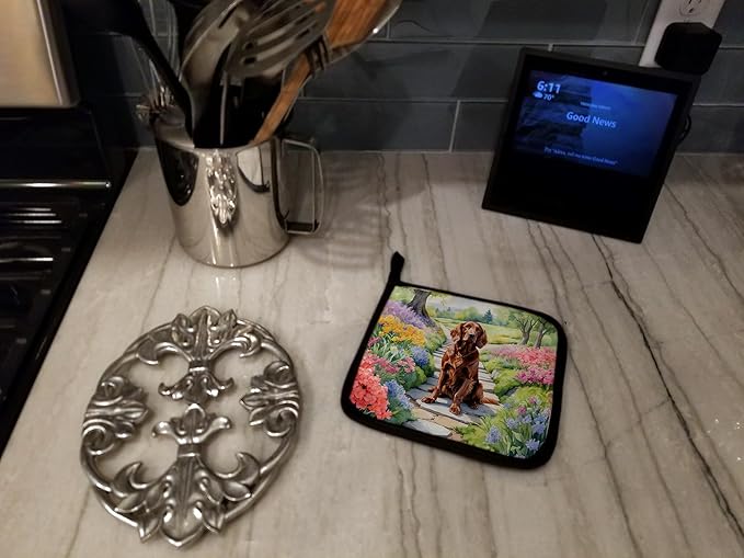 Caroline's Treasures Irish Setter Spring Path Pair of Pot Holders Kitchen Heat Resistant Pot Holders Sets Oven Hot Pads for Cooking Baking BBQ, 7 1/2 x 7 1/2