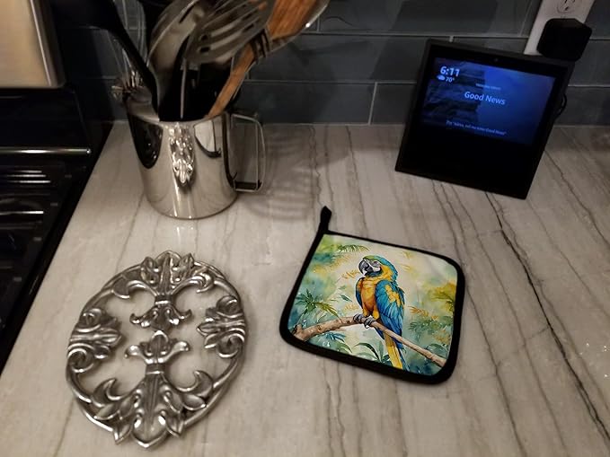 Caroline's Treasures Blue and Gold Macaw Pair of Pot Holders Kitchen Heat Resistant Pot Holders Sets Oven Hot Pads for Cooking Baking BBQ, 7 1/2 x 7 1/2