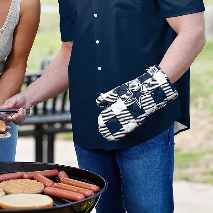 FOCO NFL Unisex-Adult NFL Team Logo Grilling Cooking Chef Gear - Oven Mitt