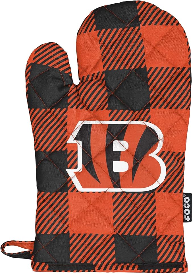 FOCO NFL Unisex-Adult NFL Team Logo Grilling Cooking Chef Gear - Oven Mitt