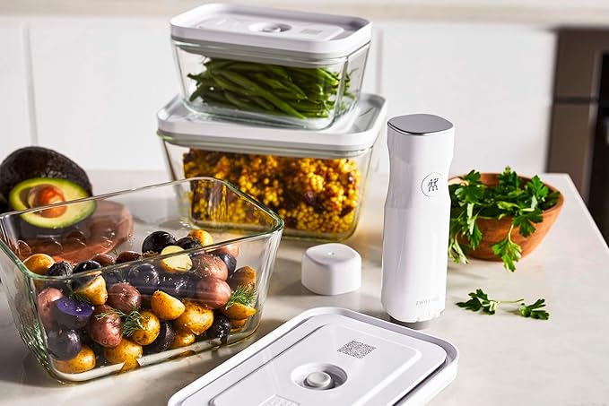 Zwilling J. A. Henckels Fresh Save 36803-003 Fresh & Save Vacuum Glass Containers, Set of 3 Sizes, Airtight, Heat-resistant Glass Storage Containers