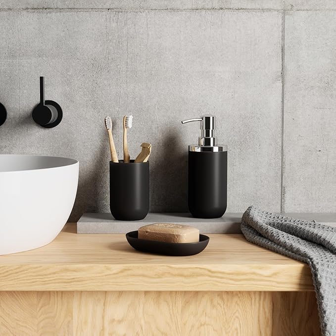 Umbra Junip Bath Accessories Tumbler - Modern White Resin Holder and Organizer, Perfect for Holding Toothbrushes, Make-up Brushes and Various Bath Items, Black
