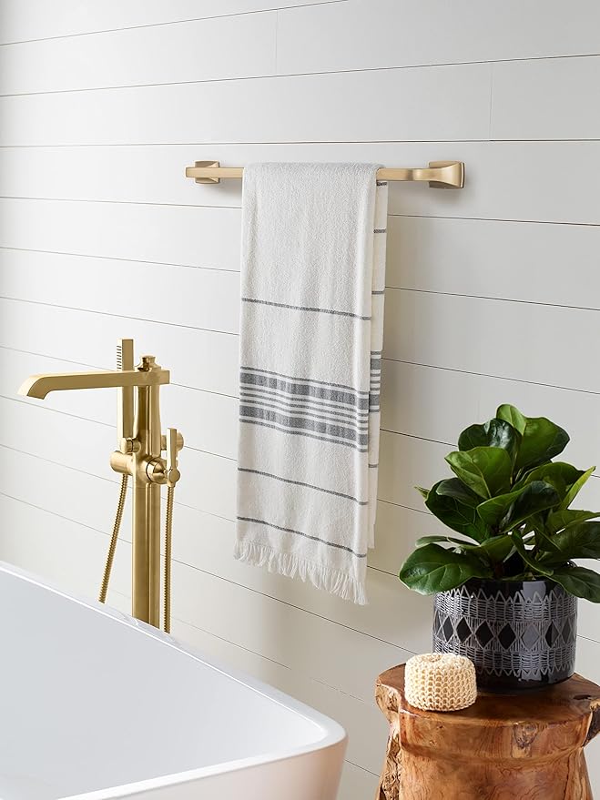 Amerock BH36014CZ | Champagne Bronze Towel Bar | 24 in (610 mm) Towel Rack | Highland Ridge | Bathroom Towel Holder | Bathroom Hardware | Bath Accessories