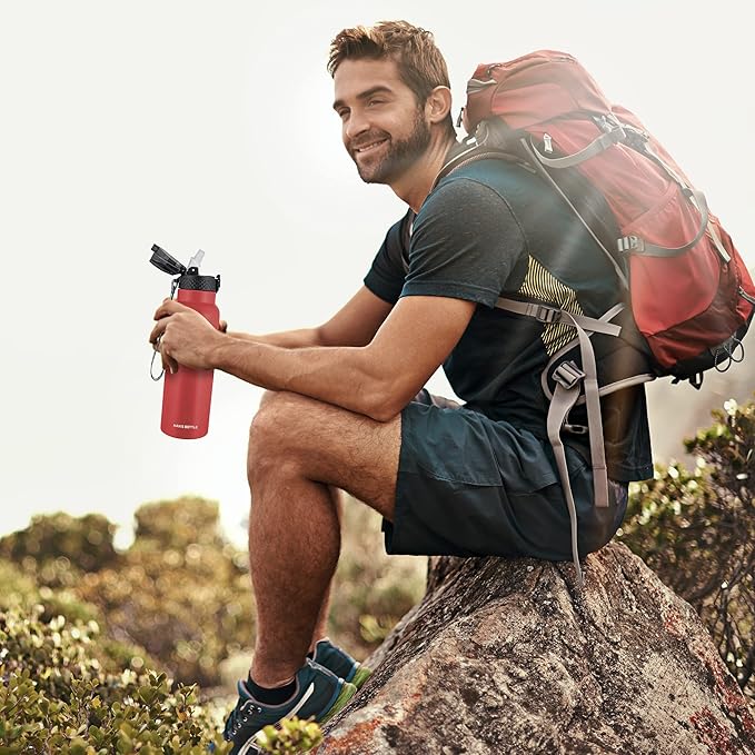 Han's Bottle Sports Water Bottle - 24 Oz, Straw Lid, Leak Proof, Vacuum Insulated Stainless Steel, Double Walled, Thermo Mug,Red