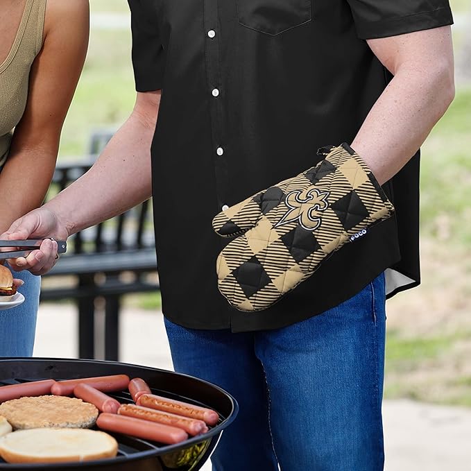 FOCO NFL Unisex-Adult NFL Team Logo Grilling Cooking Chef Gear - Oven Mitt