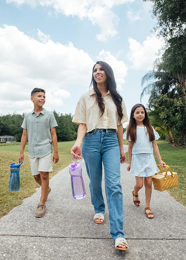 Pogo Plastic Water Bottle with Chug Lid and Carry Handle, Reusable, BPA Free, Dishwasher Safe, Perfect for Travel, School, Outdoors, and Gym | 18oz, 32oz, 40oz, 64oz