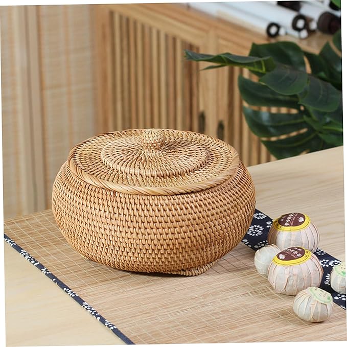Wicker Storage Basket With Lid,Round Rattan Box with Lid, 8.7x4 Inch Rattan Basket, Hand-Woven Round Woven Basket, Desktop Decorative Box for Home Farmhouse Kitchen