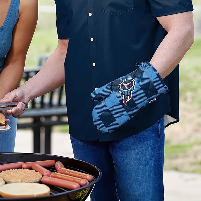 FOCO NFL Unisex-Adult NFL Team Logo Grilling Cooking Chef Gear - Oven Mitt