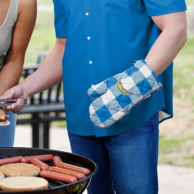 FOCO NFL Unisex-Adult NFL Team Logo Grilling Cooking Chef Gear - Oven Mitt