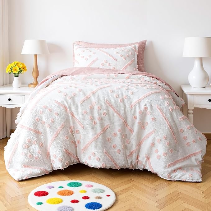 Amazon Basics Kids' Pink Bedding Set, 5-Piece Jacquard Microfiber Bed-in-a-Bag with Comforter, Fitted Sheet, Flat Sheet, Pillowcase, Pillow Sham, Deep Pocket 16", All-Season, Pink Tufted, Twin