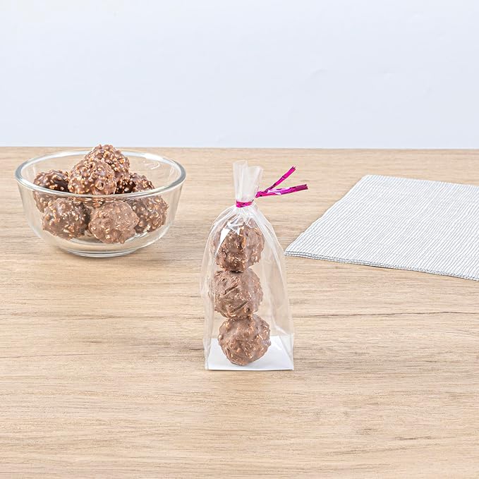 Restaurantware Bag Tek 2 x 1.5 x 5 Inch Retail Bags 100 Durable Candy Bags - Gusset Sleeved Disposable Clear BOPP Gusset Bags Flat-Bottomed For Restaurants Cafes And Delis