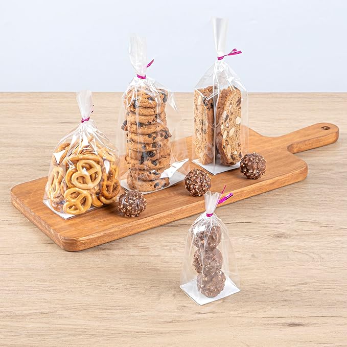 Restaurantware Bag Tek 2 x 1.5 x 5 Inch Retail Bags 100 Durable Candy Bags - Gusset Sleeved Disposable Clear BOPP Gusset Bags Flat-Bottomed For Restaurants Cafes And Delis