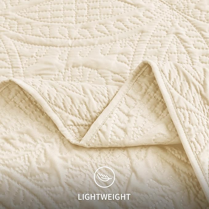 Love's cabin Twin Quilt Bedding Set Beige Bedspreads - Soft Bed Summer Lightweight Bedspread Comforter - Coin Pattern Bedding Coverlet for All Season - 2 Pieces (1 Quilt, 1 Pillow Sham)