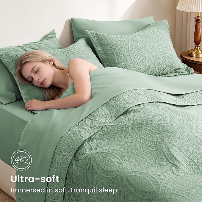 Love's cabin King Quilt Set Sage, Bed in a Bag King Size Bedding 7 Pieces, Ultrasonic Embossed Coin Pattern Comforter, Lightweight Bedspreads for All Seasons Quilt with Sheets, Pillowcases & Shams