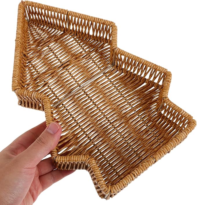 SOLUSTRE Christmas Tree-Shaped Handwoven Bread Basket with Rustic Farmhouse Design, Food Organizing Tray for Holiday Table Decor, Charcuterie and Snack Serving Platter