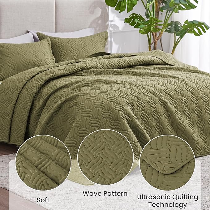 Love's cabin California King Size Quilt Bedding Set Olive Green Bedspread - Cal King Summer Lightweight Bedspread Comforter - Wave Pattern Coverlet for All Season - 3 Pieces (1 Quilt, 2 Pillow Shams)