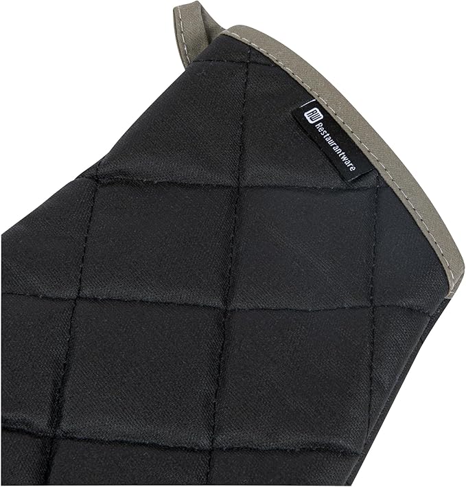 Restaurantware 13.7 x 8 Inch Heavy-Duty Oven Mitt 1 Flame Retardant Heat-Resistant Kitchen Glove - With Thumb Guard Hanging Loop Black Cotton Quilted Glove Heat-Resistant For Cooking And Baking