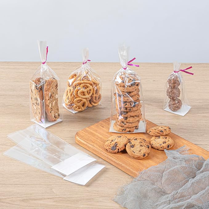 Restaurantware Flat Bottom Heat Seal Sandwich Bags Heat Sealable Food Bags - Gusset Bag with Paper Insert - Clear - 3 x 2 x 8 Inch - 100ct Box - Bag Tek