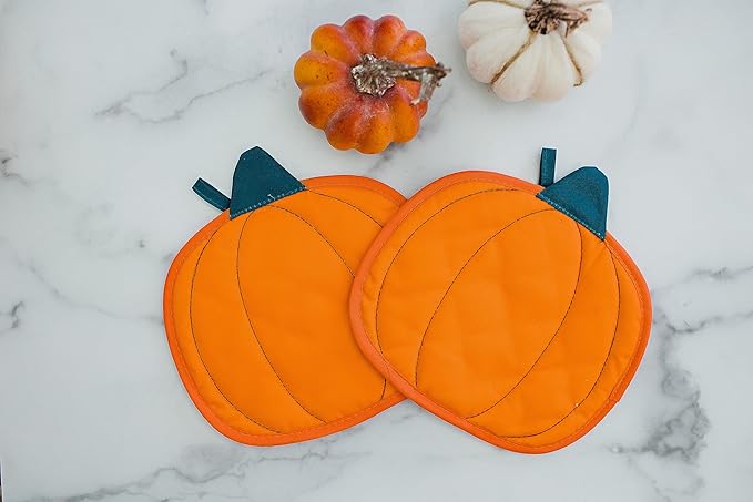 Pearhead Pumpkin Trivets Set of 2, Heat-Resistant Fabric Hot Pads with Hanging Loops, Autumn Table Protectors for Cooking, Baking, Serving, and Festive Fall Kitchen Décor Accessories